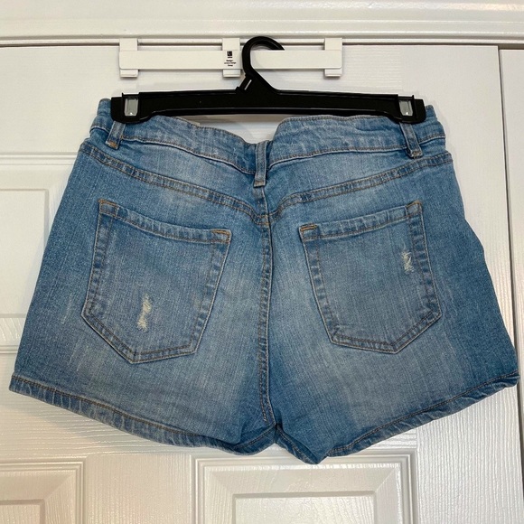 Bluenotes, Ripped Jean Shorts - Size 28 - Picture 2 of 3